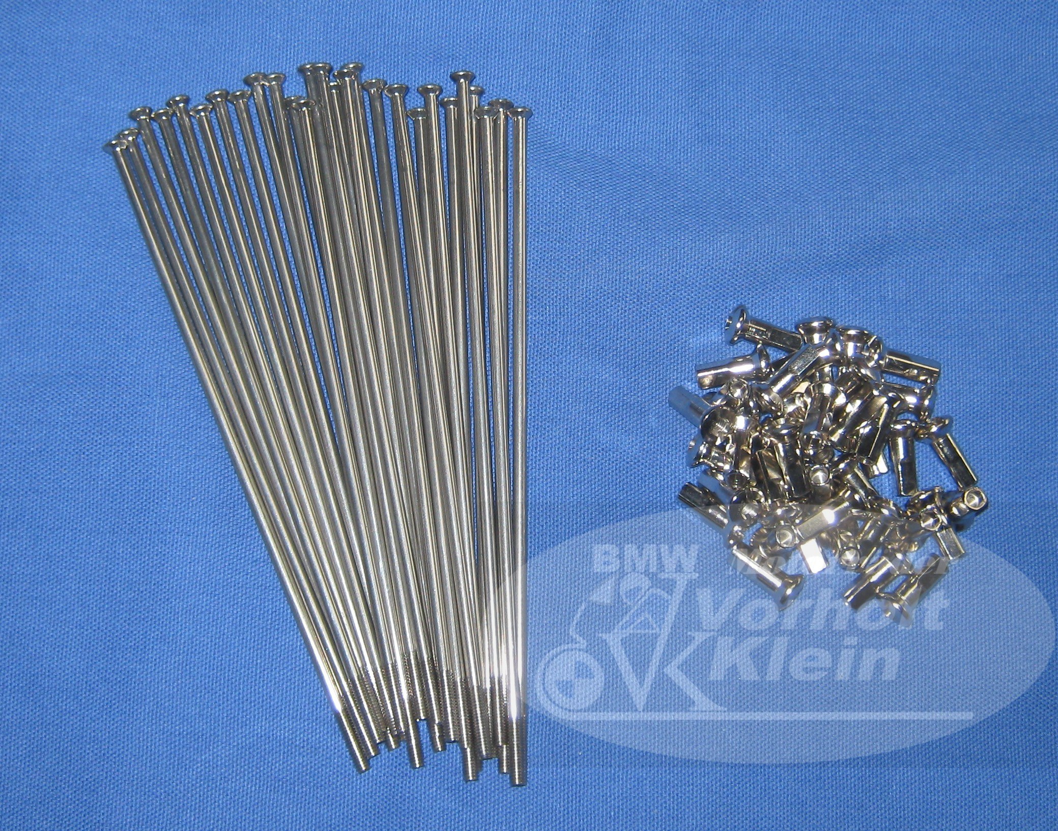 Speichen Satz mit Nippel in Edelstahl doppelt gekreuzt 1 Speichen Satz mit Nippel in Edelstahl doppelt gekreuzt 14050va BMW R50 R69/S Speichen Satz mit Nippel in Edelstahl doppelt gekreuzt