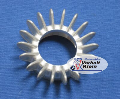 Auspuffmutter /5 +/6 lange Flügel